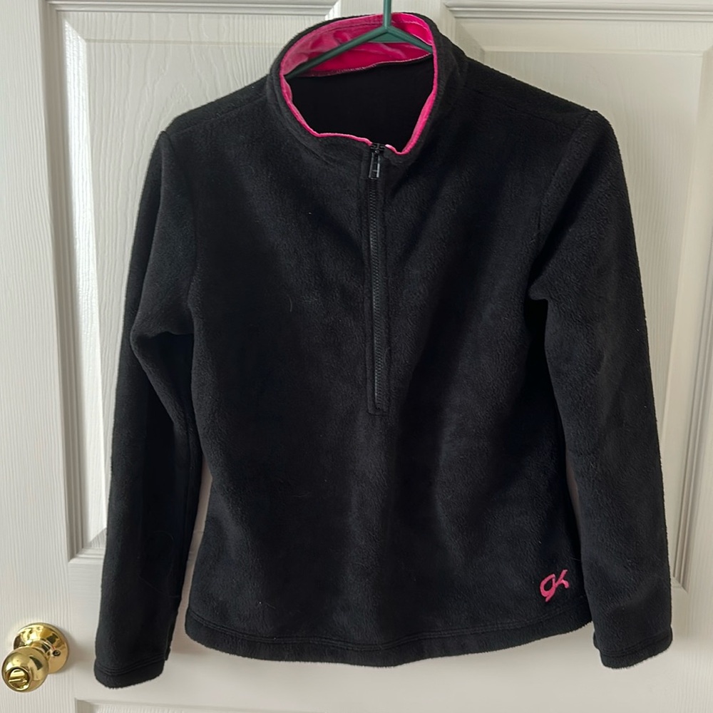 Black fleecy sweater
